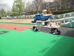 點(diǎn)擊查看詳細(xì)信息<br>標(biāo)題：幼兒園塑膠場地施工中 閱讀次數(shù)：2422